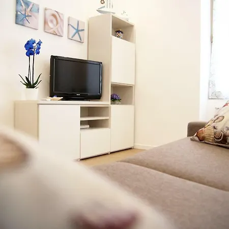 Romeo's House Apartman La Spezia